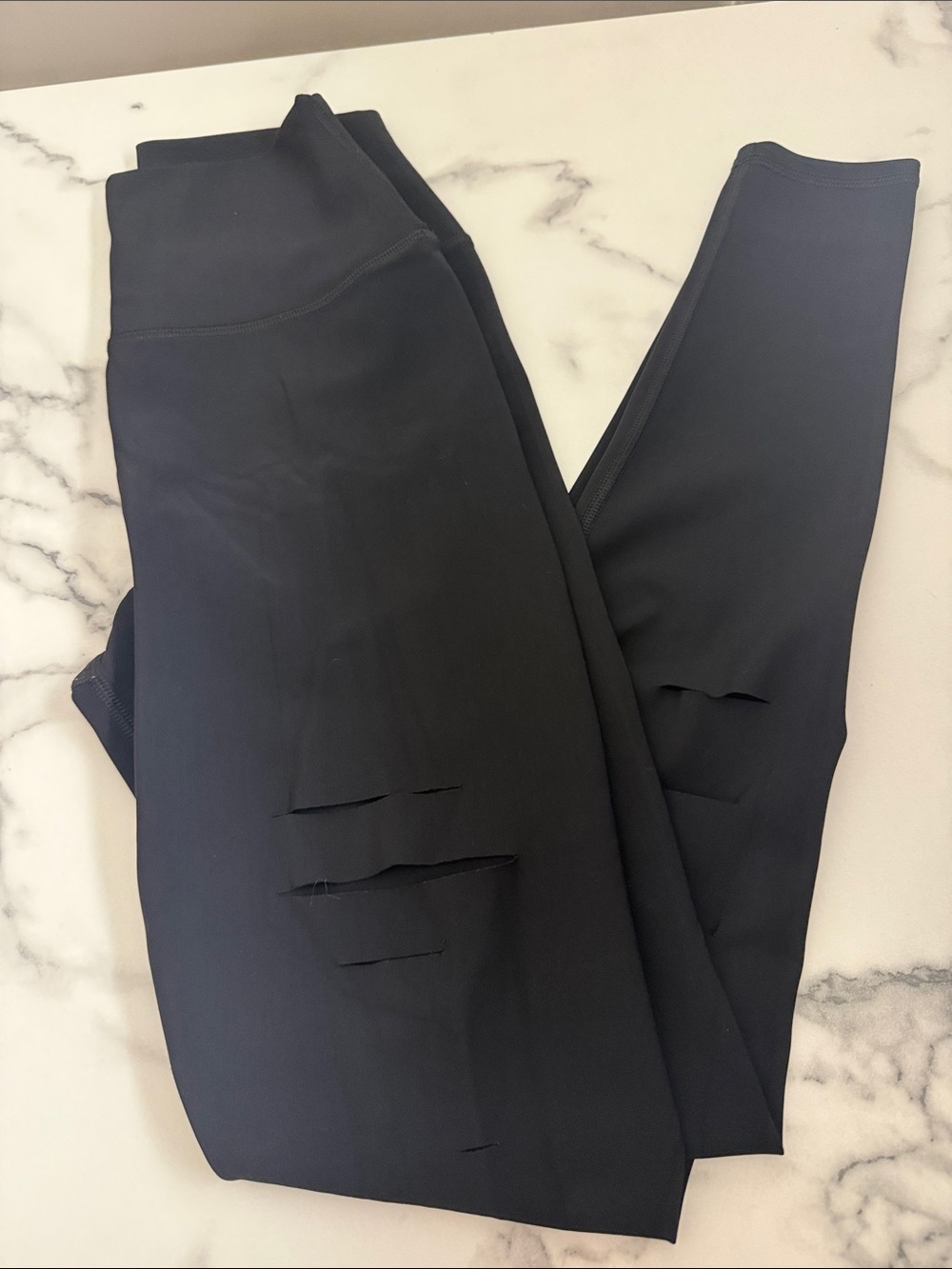 Alo ripped warrior leggings size small